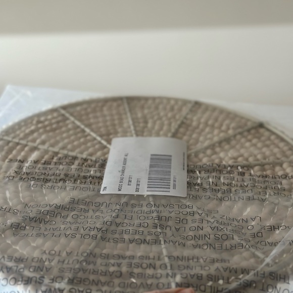 (4) Beaded Wood charger set - Picture 13 of 14